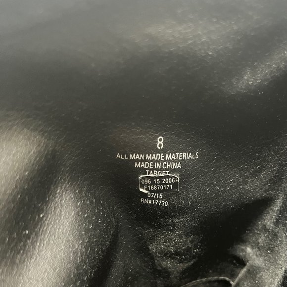 Women's Round Toe Tall Black Boots with Faux leather finish size 8 - Picture 8 of 12